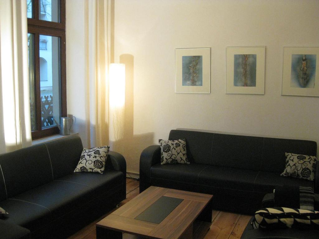 Ruhige Ferienwohnung - Berlin Mitte الغرفة الصورة